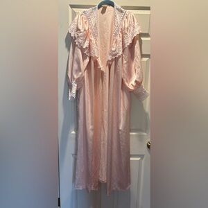 Victoria's Secret Blush Pink Satin Lace-Trim Long Robe size small